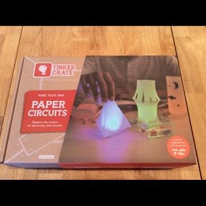 Tinker Crate Paper Circuits Kit NIB